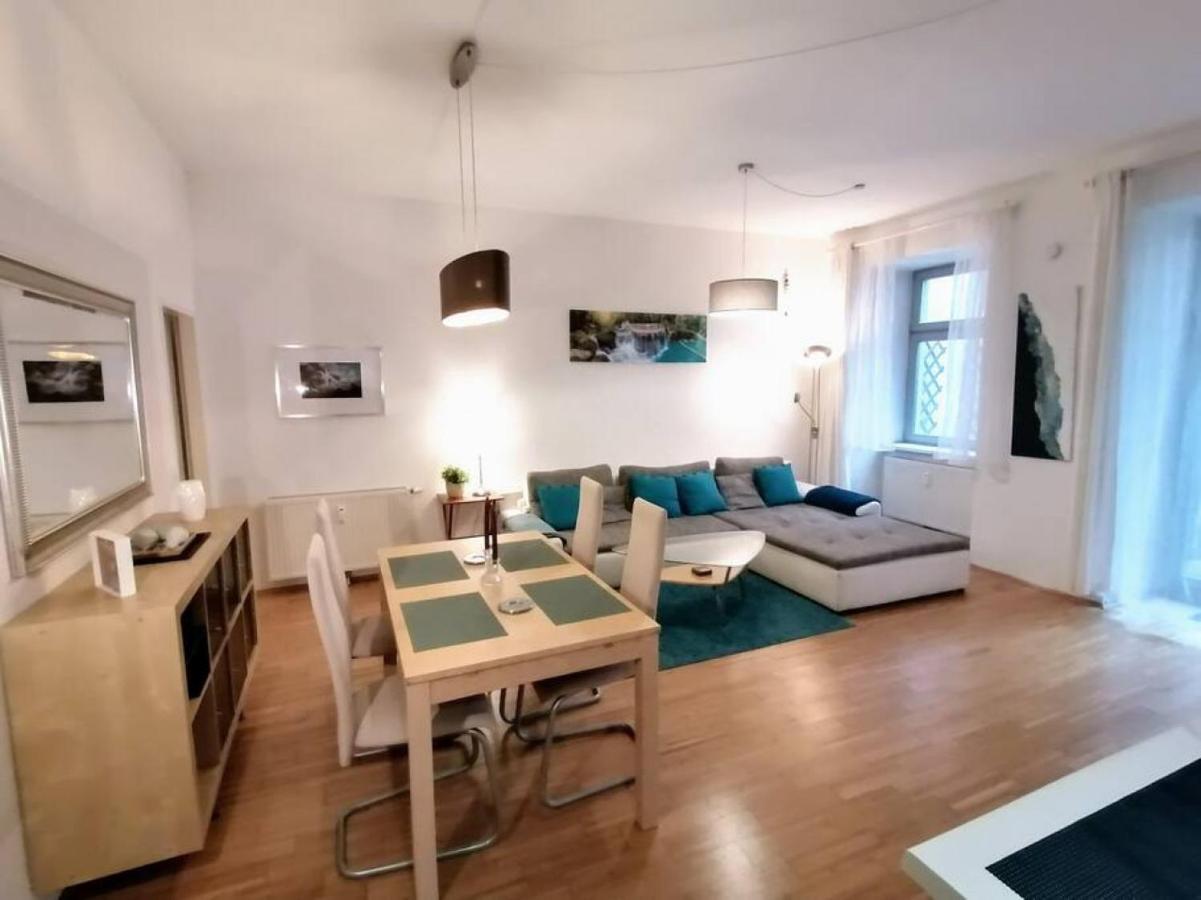 Nd Exquisites Wundervolles Ruhiges Terrassenapartment Mit Garage Viena Exterior foto